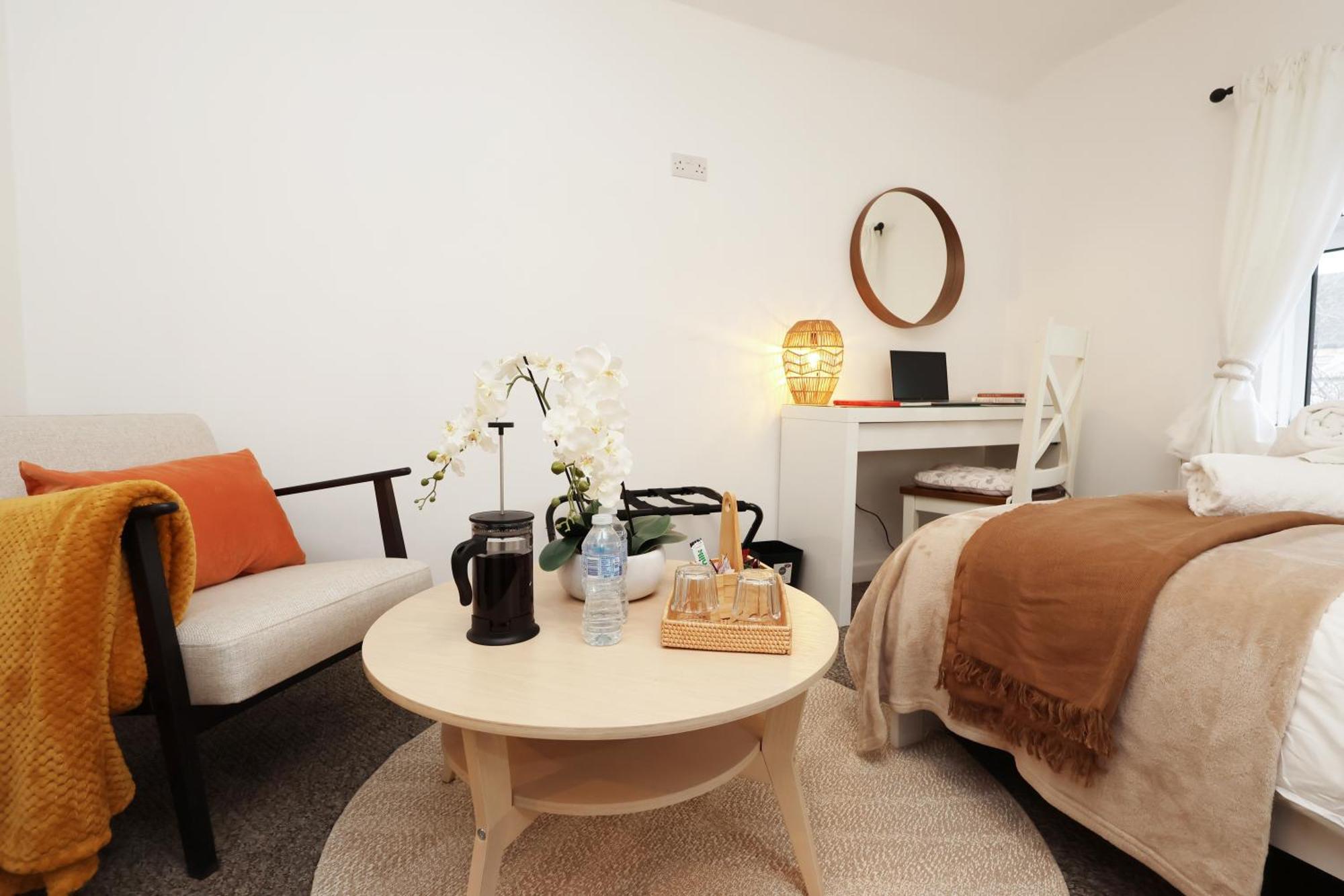 Cardiff City Guesthouse, Central Rooms, Fast Wi-Fi, On-Street Parking Esterno foto