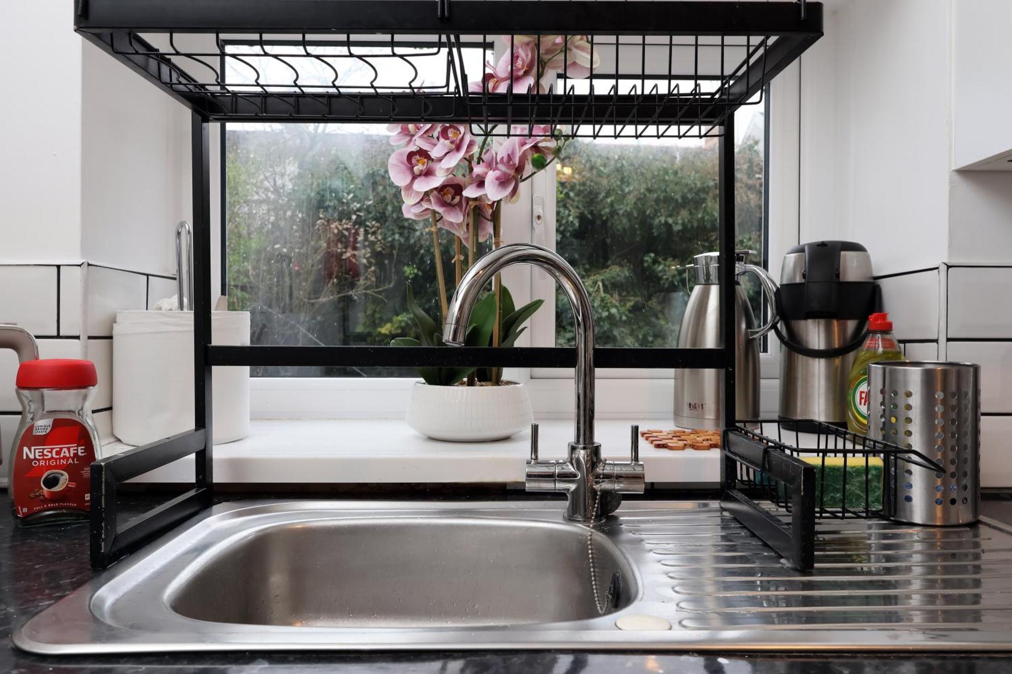 Cardiff City Guesthouse, Central Rooms, Fast Wi-Fi, On-Street Parking Esterno foto