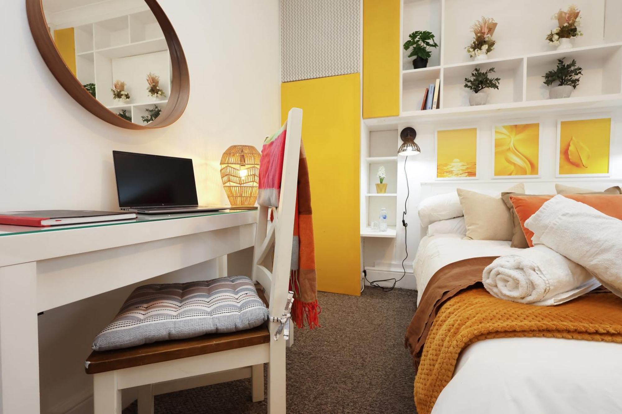 Cardiff City Guesthouse, Central Rooms, Fast Wi-Fi, On-Street Parking Esterno foto
