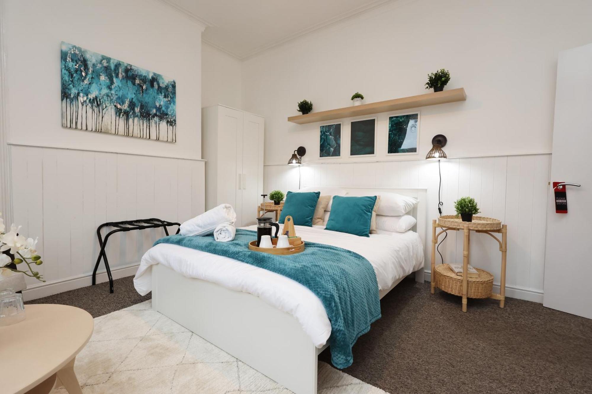 Cardiff City Guesthouse, Central Rooms, Fast Wi-Fi, On-Street Parking Esterno foto